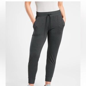 ATHLETA UPTEMPO JOGGER